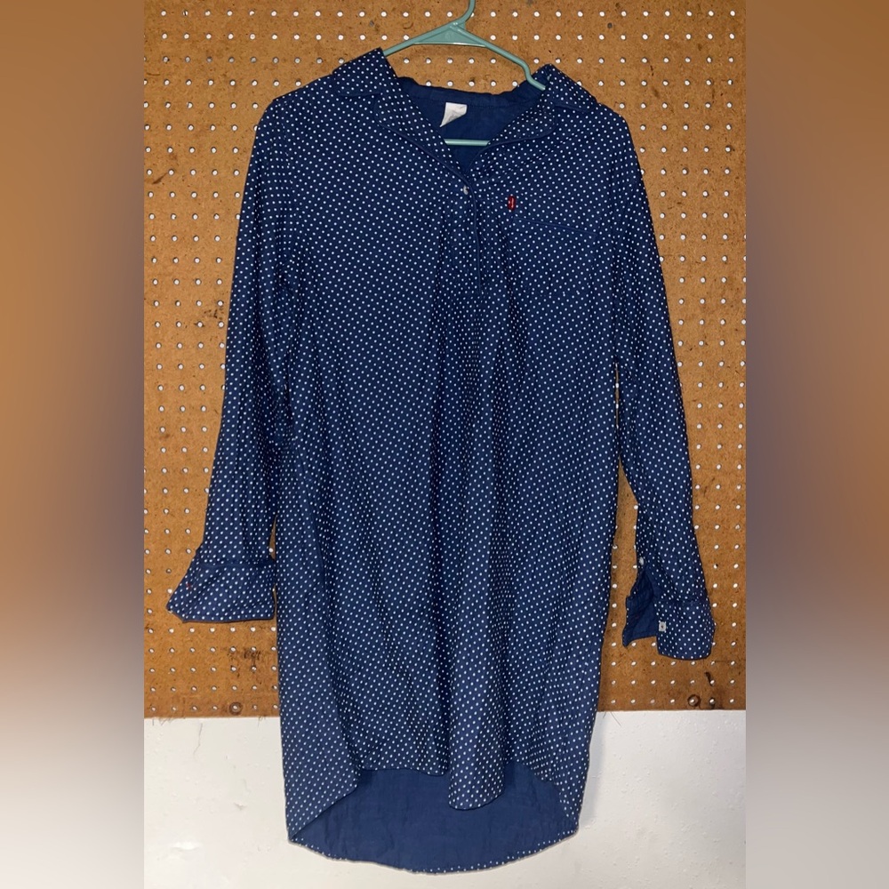 Levi Dress Shirt Men’s Medium
